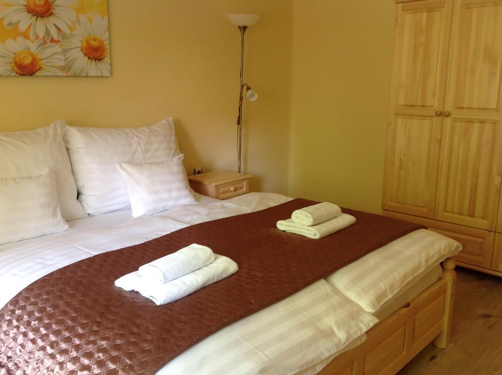 Honved Apartmanhaz Heviz Room photo